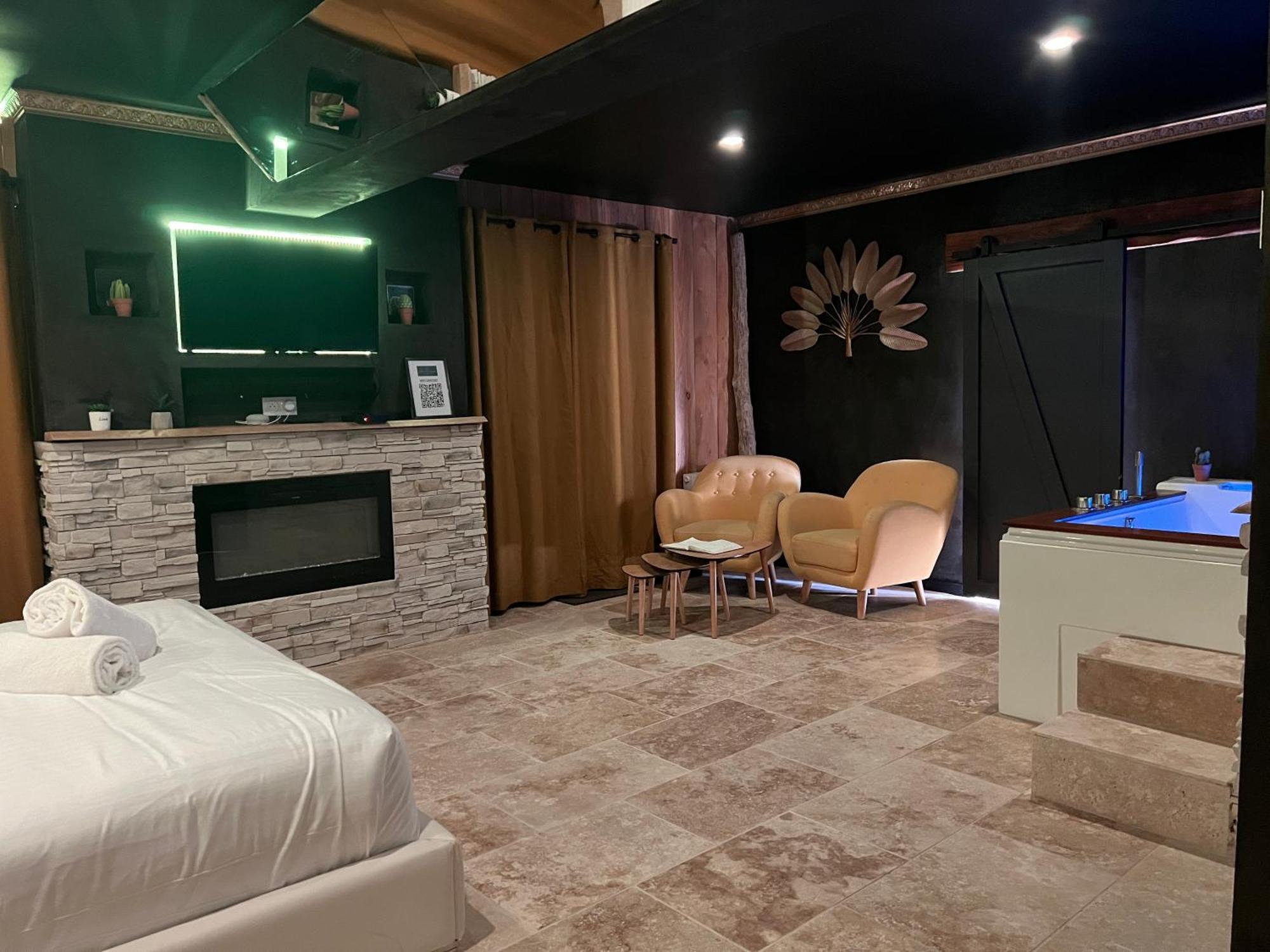 Le Lodge Des Charmes 5 Etoiles Leves Екстериор снимка
