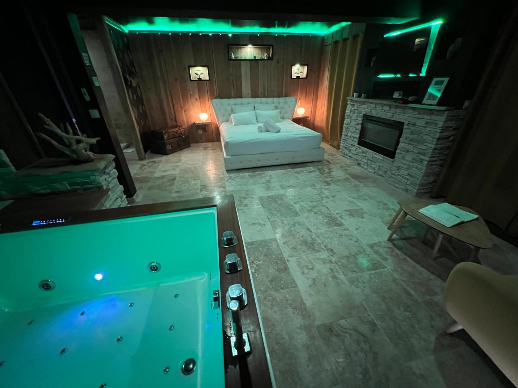Le Lodge Des Charmes 5 Etoiles Leves Екстериор снимка