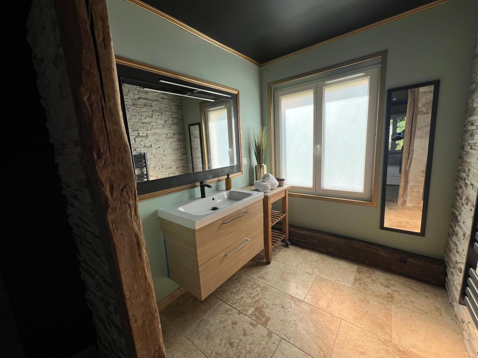 Le Lodge Des Charmes 5 Etoiles Leves Екстериор снимка