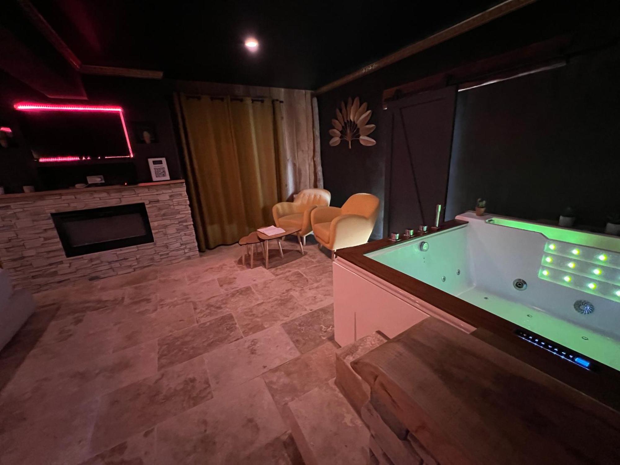 Le Lodge Des Charmes 5 Etoiles Leves Екстериор снимка