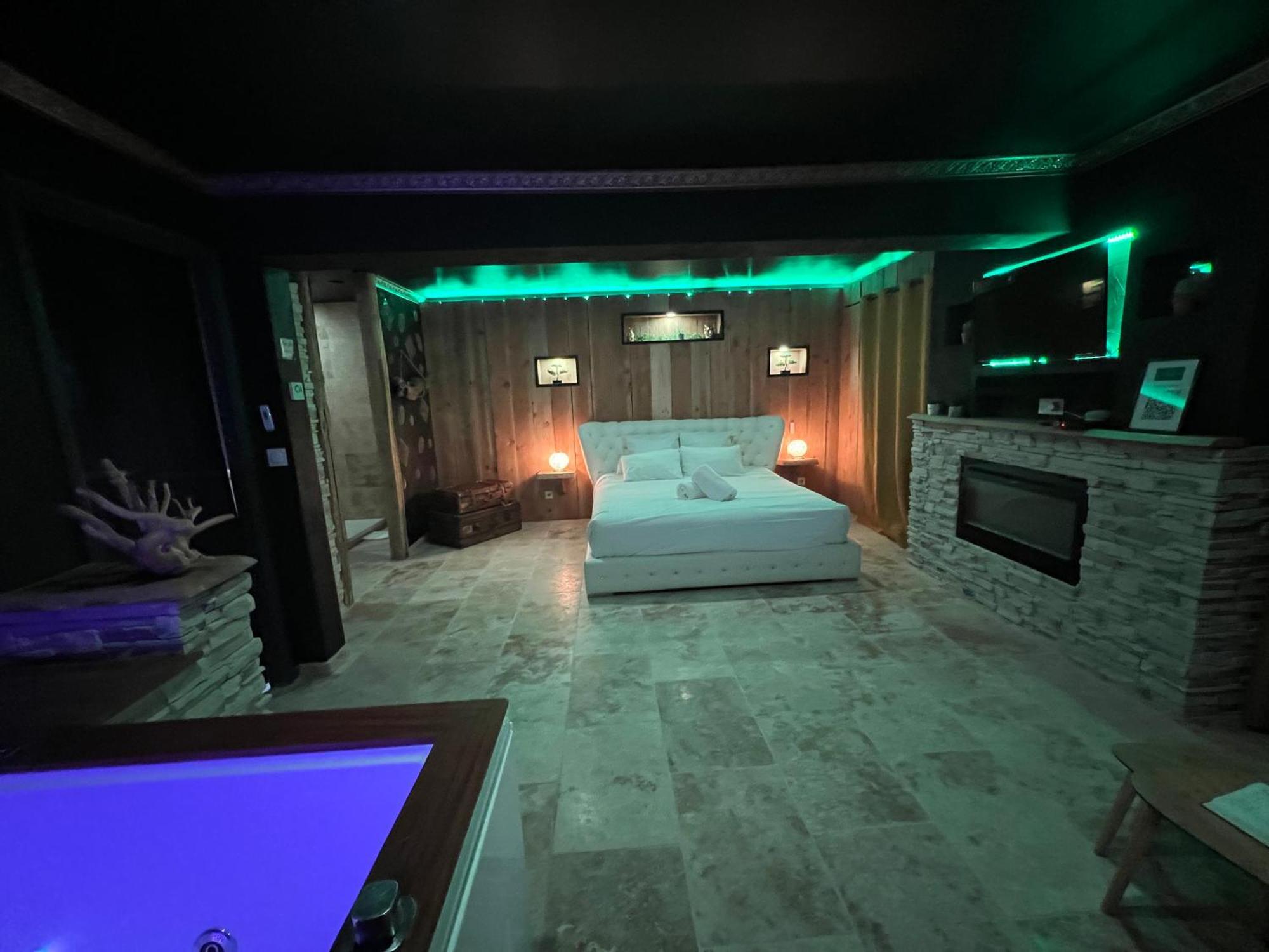 Le Lodge Des Charmes 5 Etoiles Leves Екстериор снимка